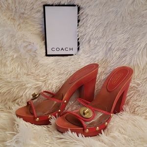 Coach Cagney Heels ❤